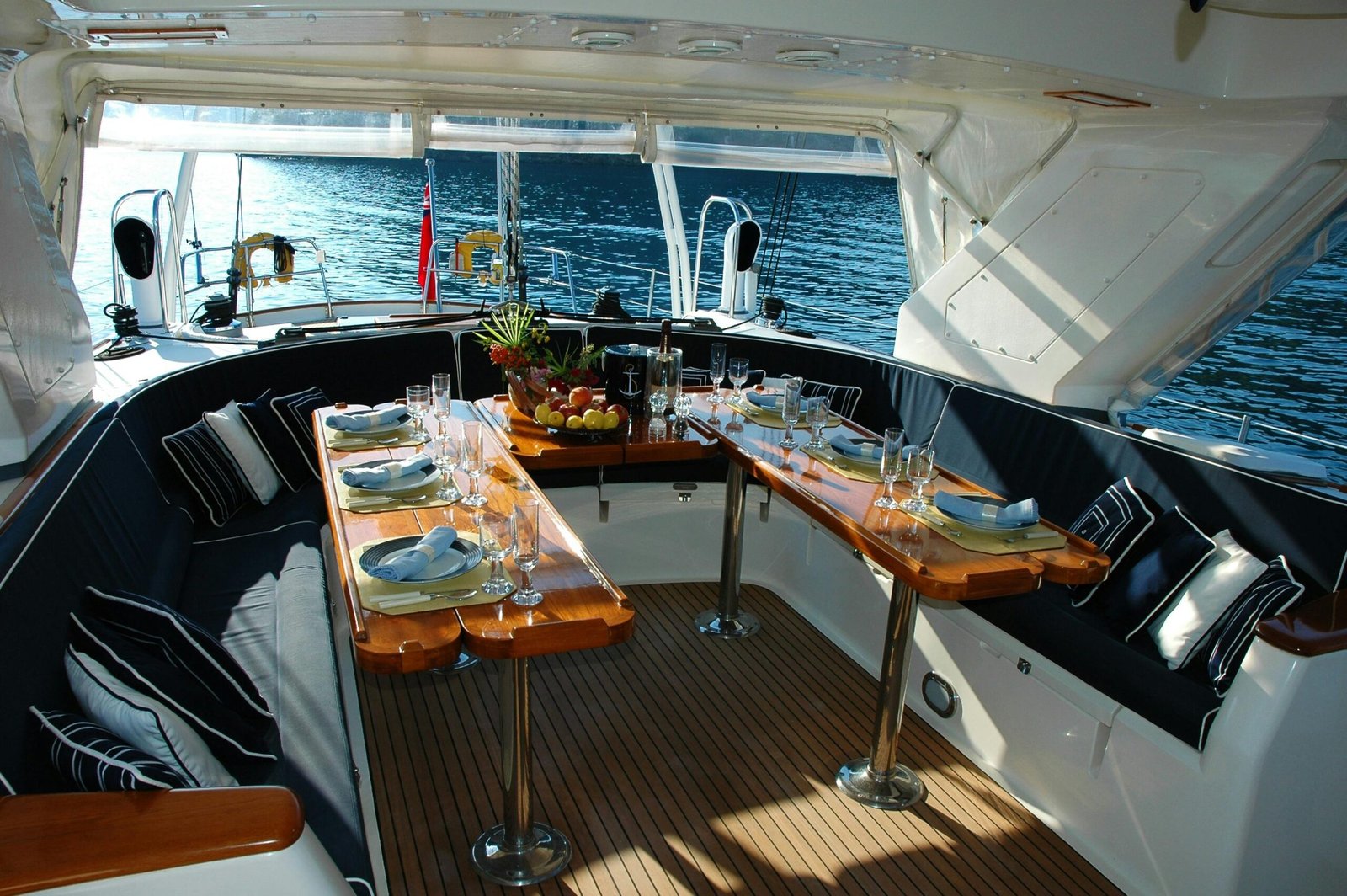 Private Yacht Hire Dubai