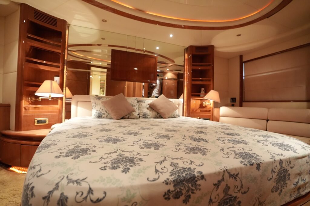 YRD Prestige 80ft yacht rental in Dubai – photo 8 of 17