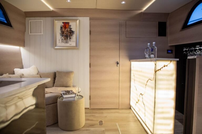 YRD Prestige 64ft yacht – photo 14 of 14