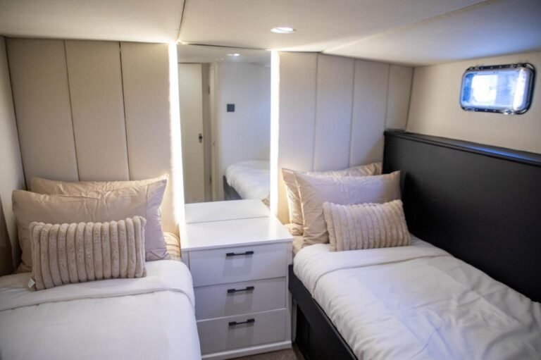 YRD Prestige 64ft yacht – photo 8 of 14