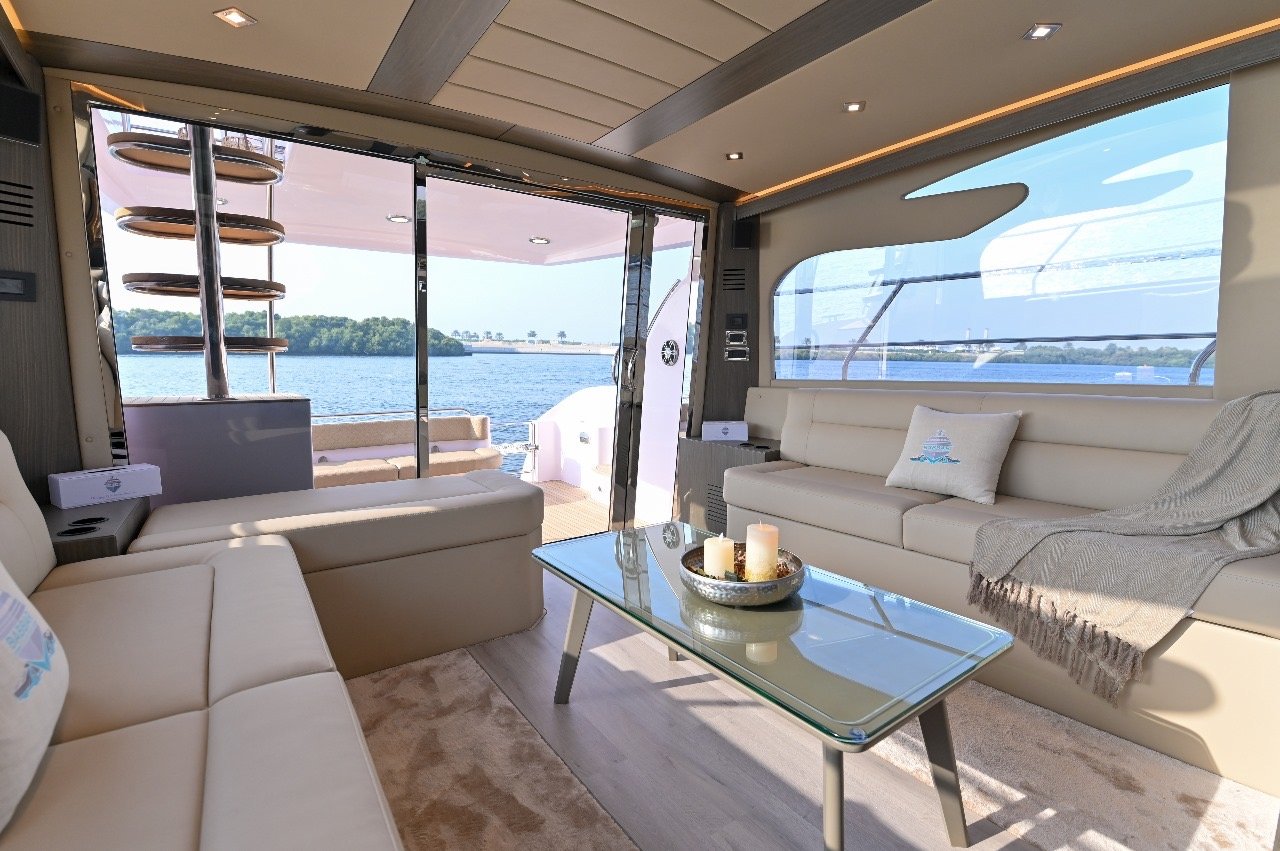 YRD Signature 50ft Yacht (4)