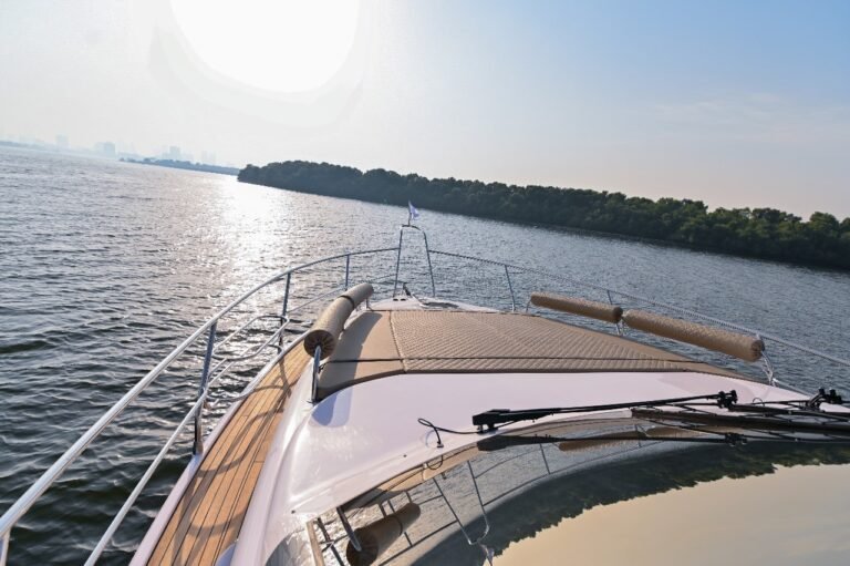 YRD Signature 50ft yacht – photo 2 of 11