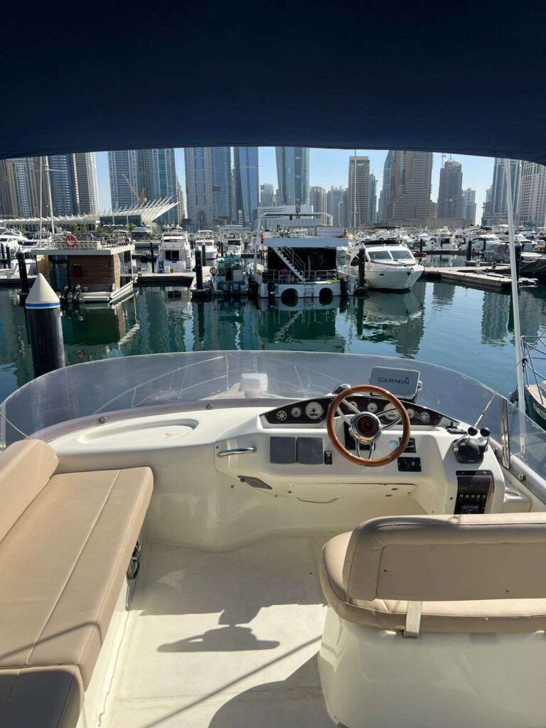 YRD Signature 43ft yacht Dubai – photo 9 of 13