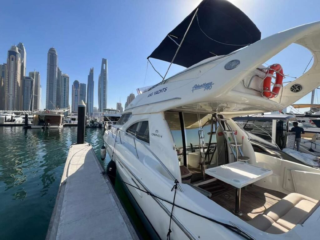 YRD Signature 43ft yacht Dubai – photo 4 of 13